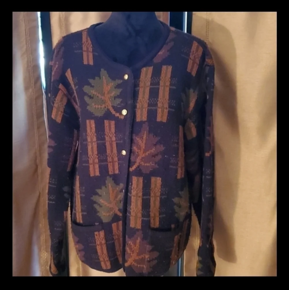 Crystal Kobe Sweater Womens Cardigan size L Cardigan leaf knit Vintage